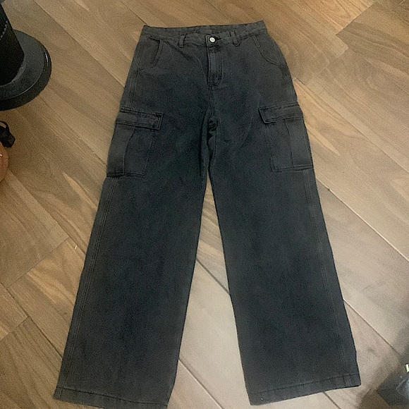 SHEIN Denim - Size m black cargo pants from shein